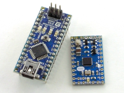 Größenvergleich zwischen dem Arduino Nano und dem Mini